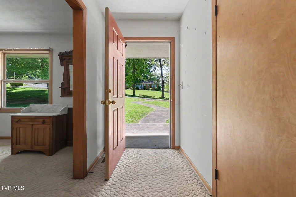 Photo #8: 1811 Moore Avenue