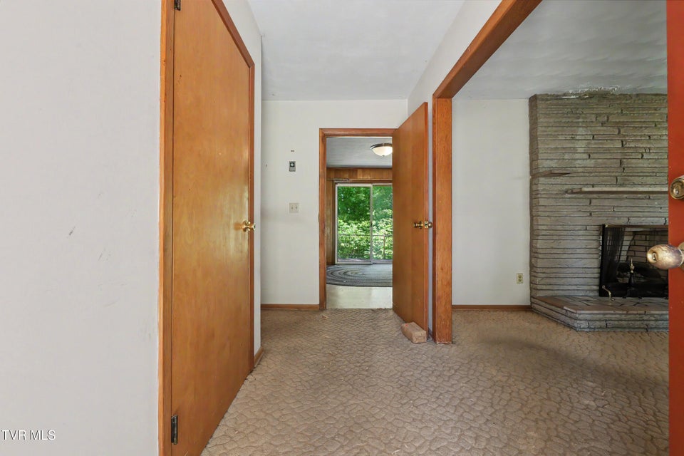 Photo #9: 1811 Moore Avenue