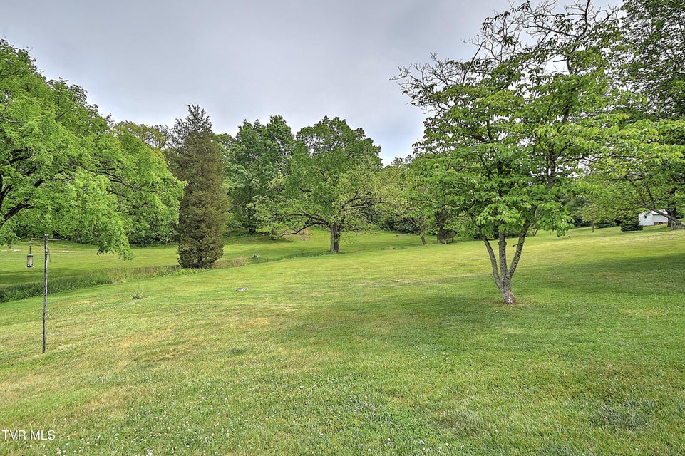 Photo #40: 1921 Edens Ridge Road