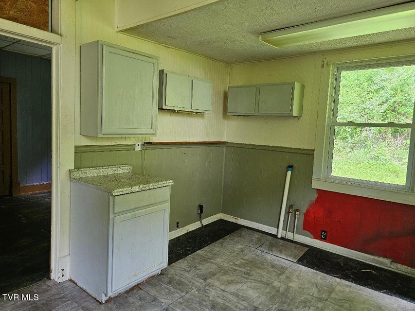 Photo #12: 2104 Exeter Road