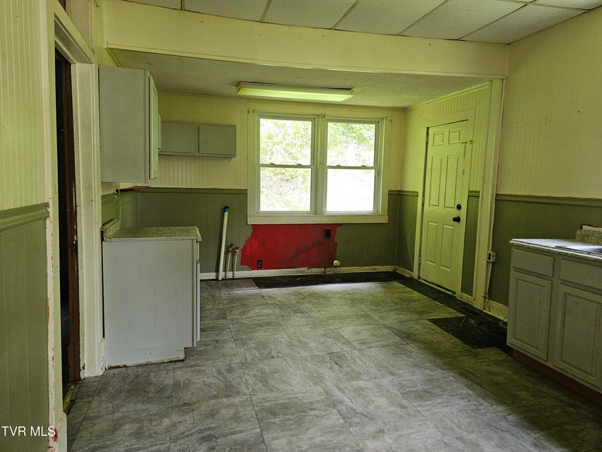 Photo #13: 2104 Exeter Road