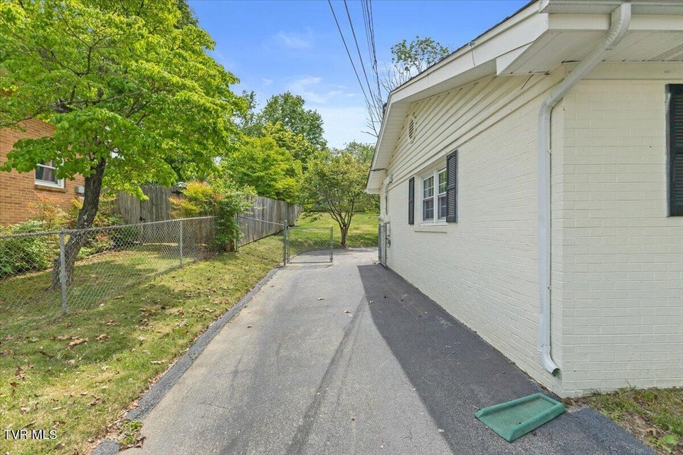 Photo #6: 145 Homestead Drive