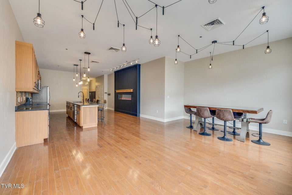 Photo #12: 116 Tipton Street