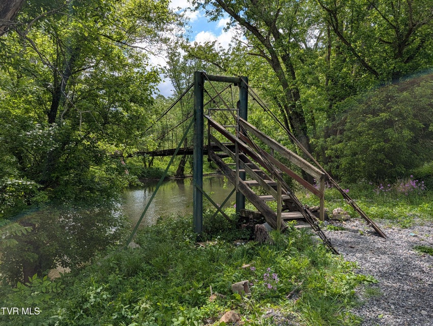 Photo #39: 2170 Saltville Highway
