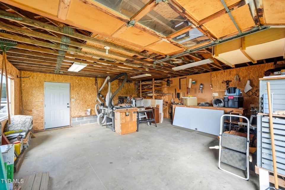 Photo #52: 608 Southview Drive