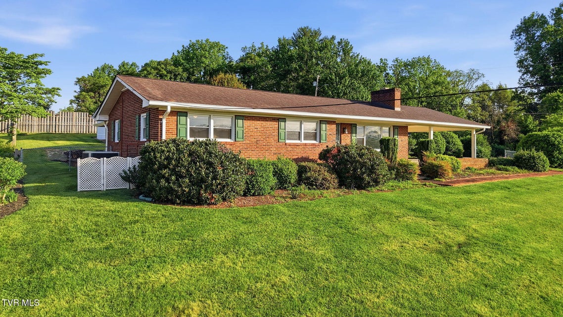 Photo #48: 608 Southview Drive