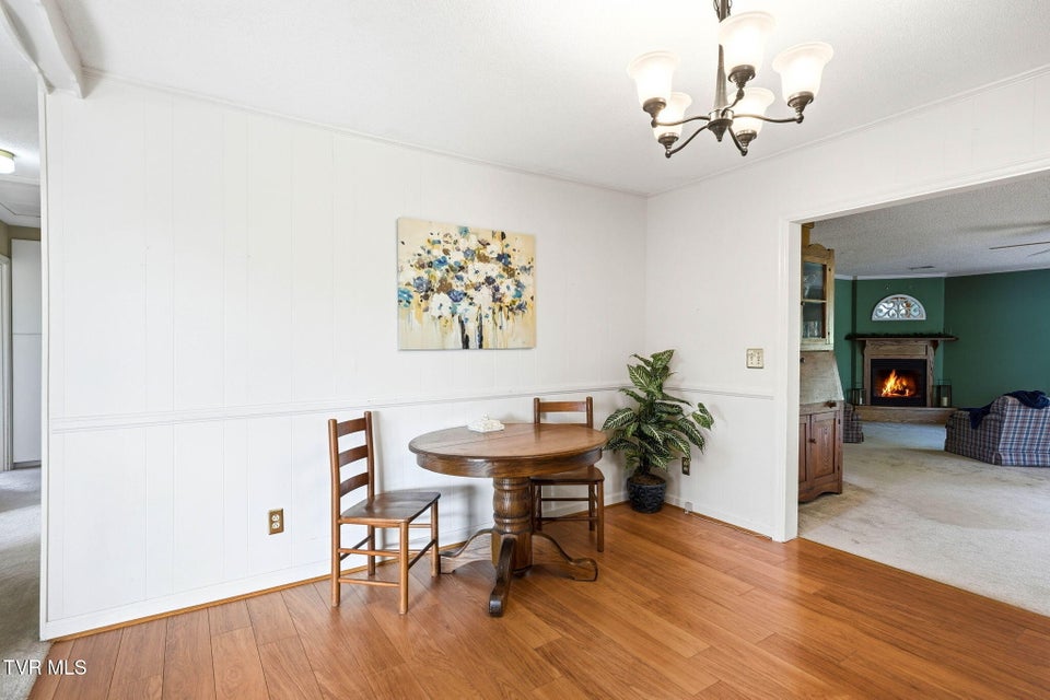 Photo #18: 608 Southview Drive