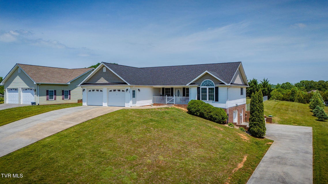 Photo #6: 140 Willow Ridge Drive