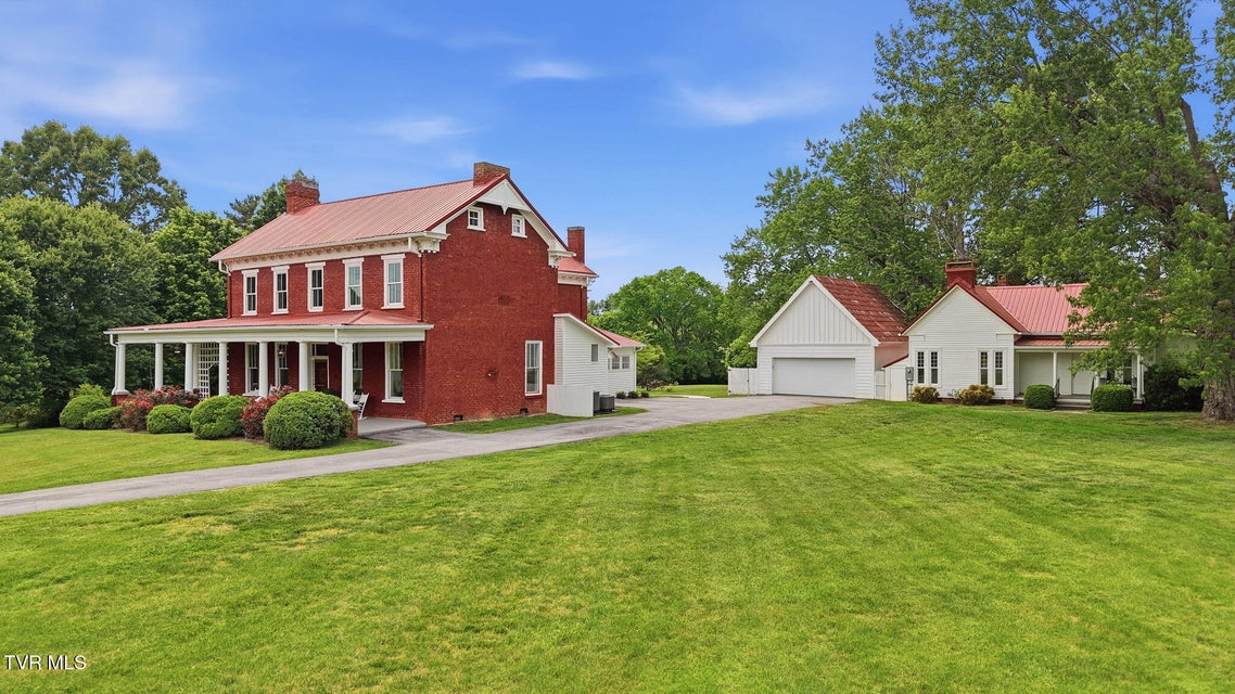 Photo #2: 240 Maplehurst Lane