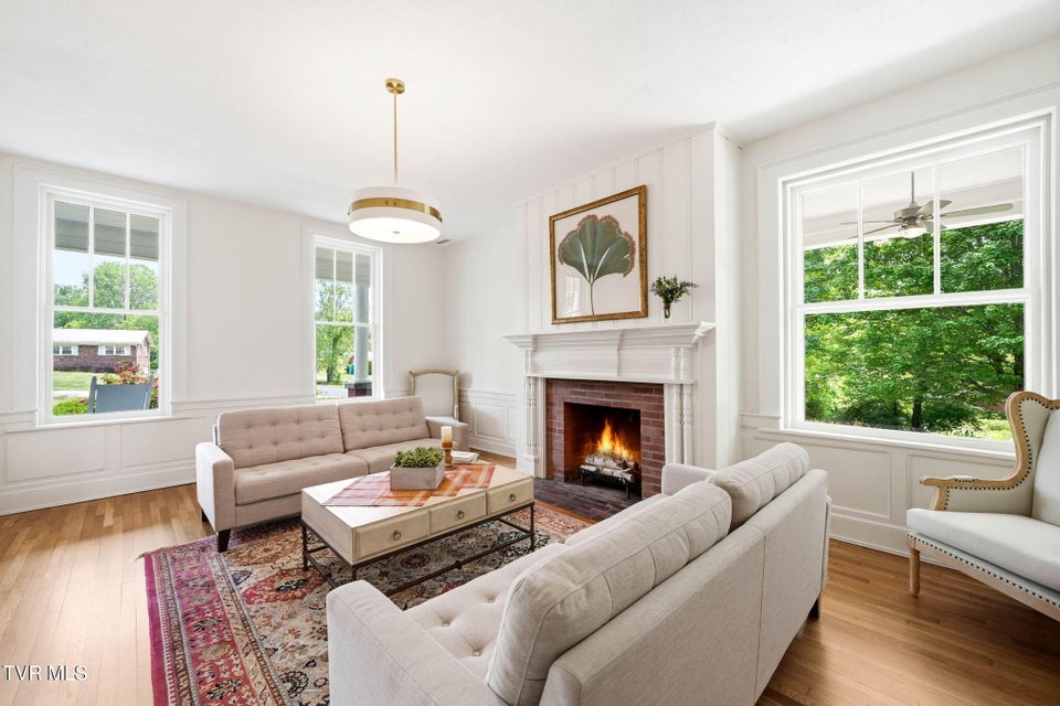 Photo #5: 240 Maplehurst Lane