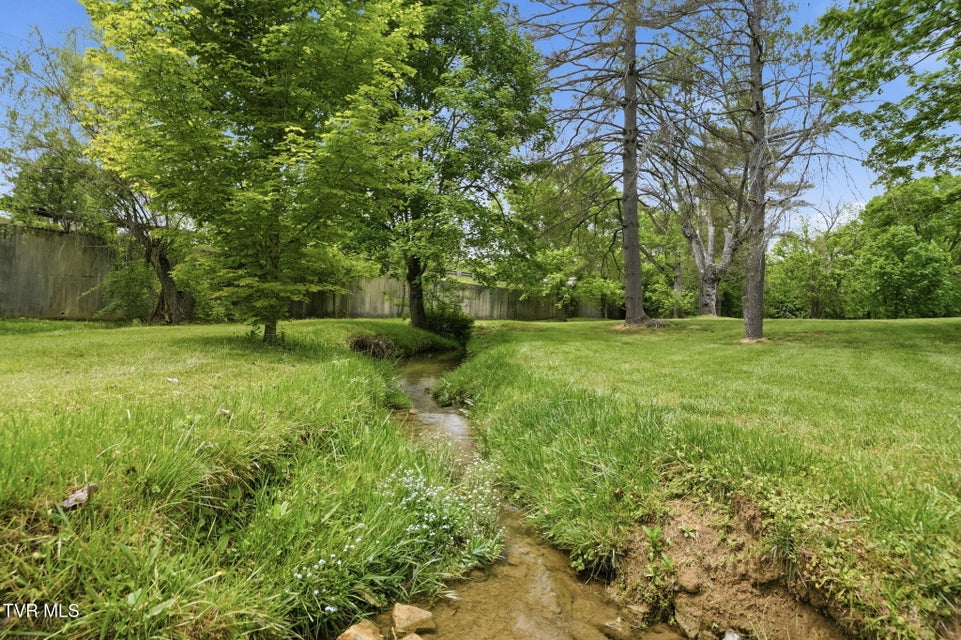 Photo #47: 240 Maplehurst Lane