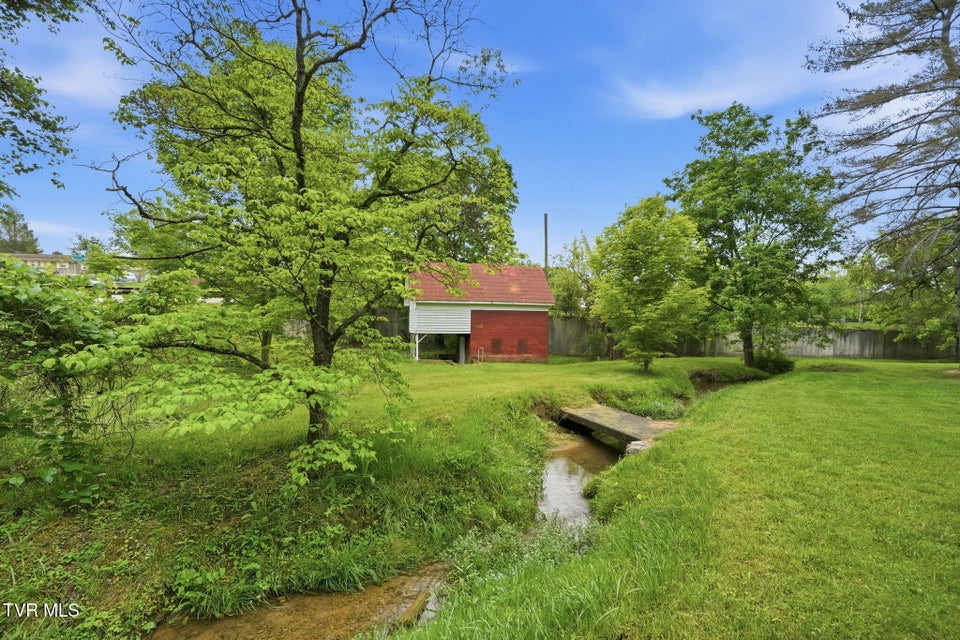 Photo #44: 240 Maplehurst Lane