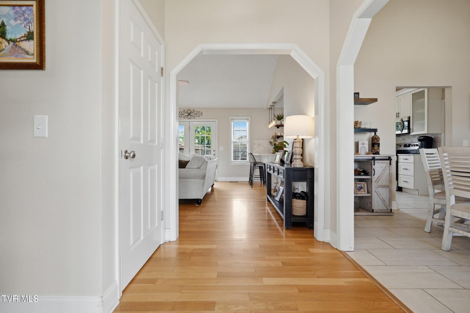 Photo #5: 579 4th Avenue
