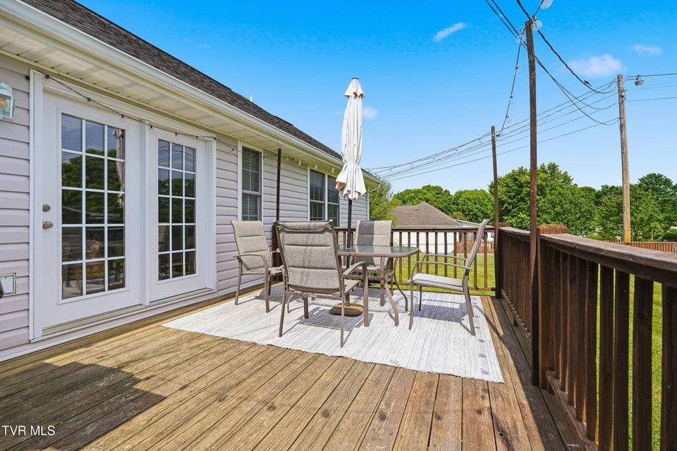 Photo #26: 579 4th Avenue