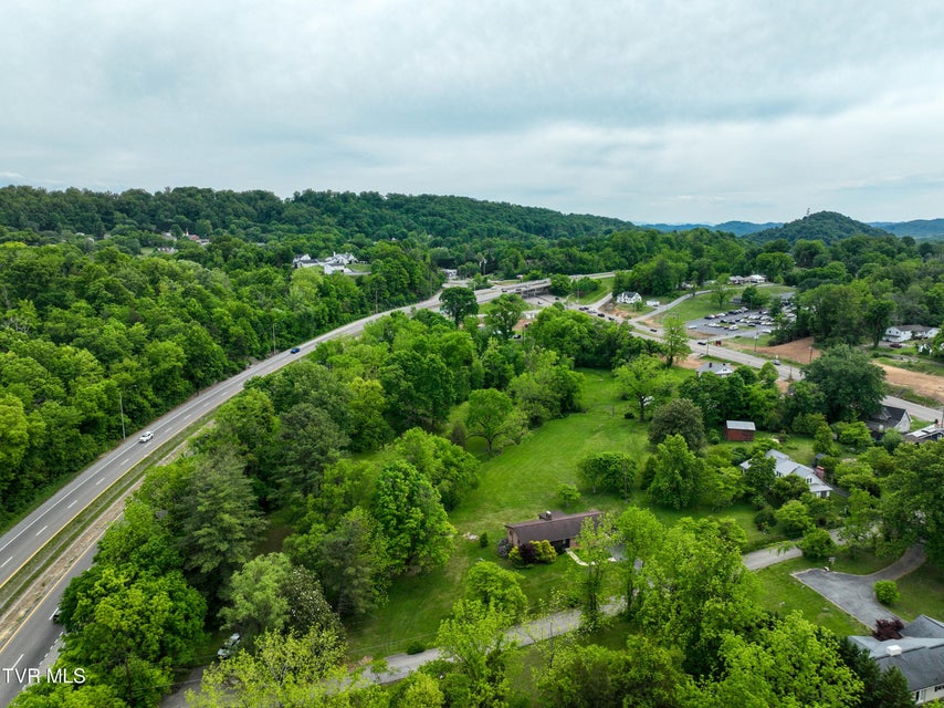 Photo #56: 1921 Edens Ridge Road