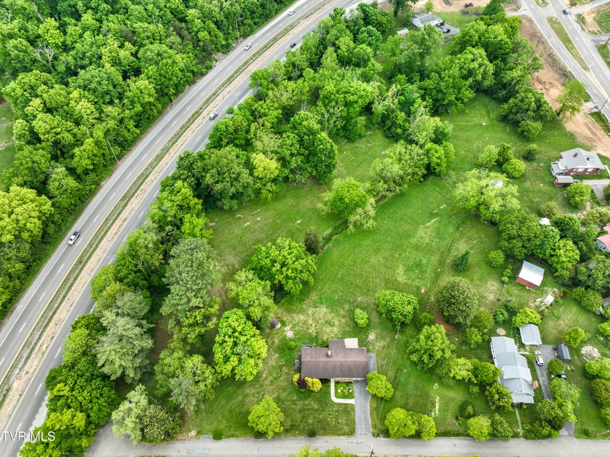 Photo #78: 1921 Edens Ridge Road