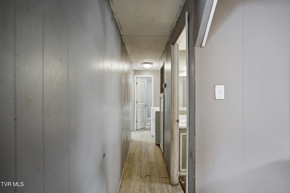 Photo #9: 345 Virgil Avenue