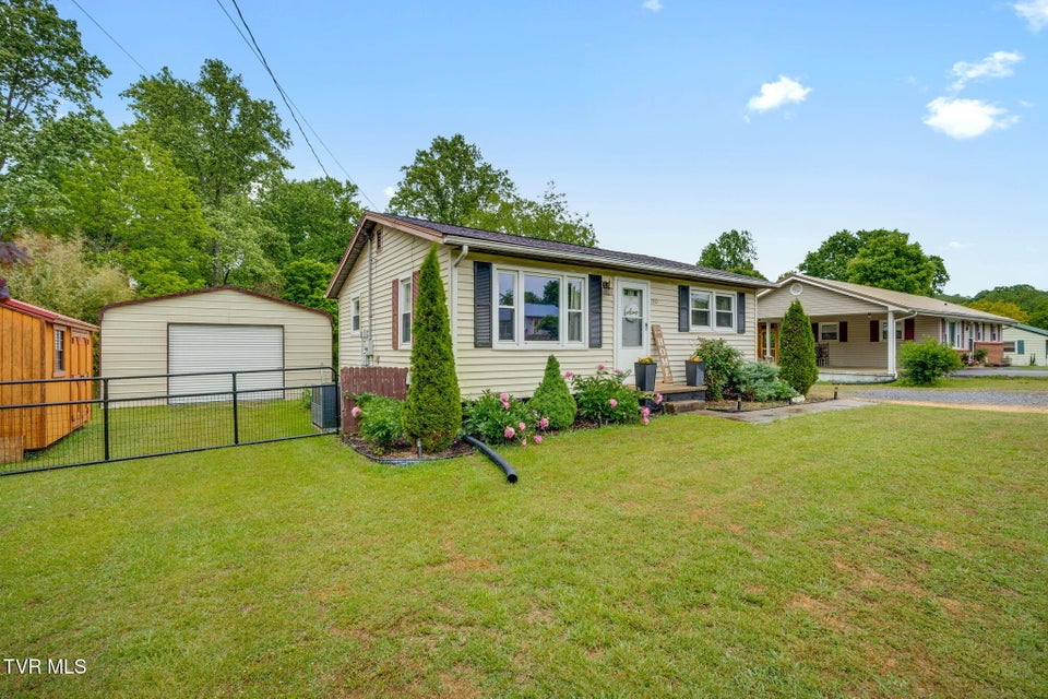 Photo #2: 1510 Sylvan Street