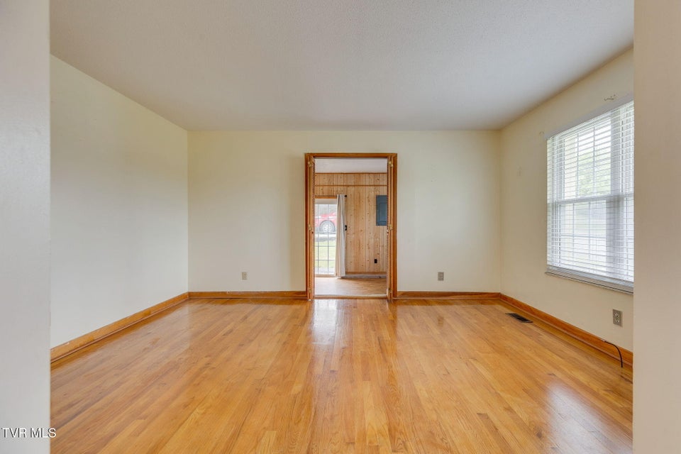 Photo #6: 132 Cherrywood Lane