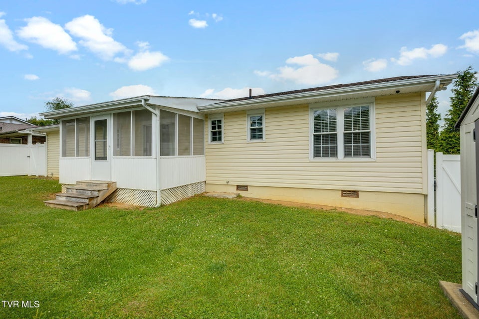 Photo #25: 132 Cherrywood Lane