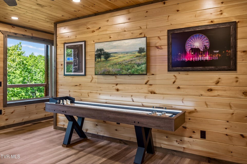 Photo #23: 756 Ski View Lane