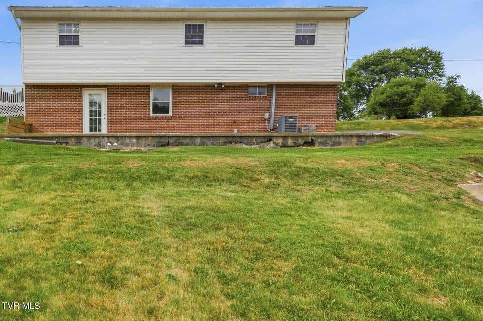 Photo #9: 139 Grandview Road