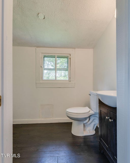 Photo #13: 1905 Anderson Street