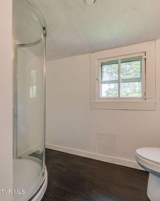 Photo #14: 1905 Anderson Street