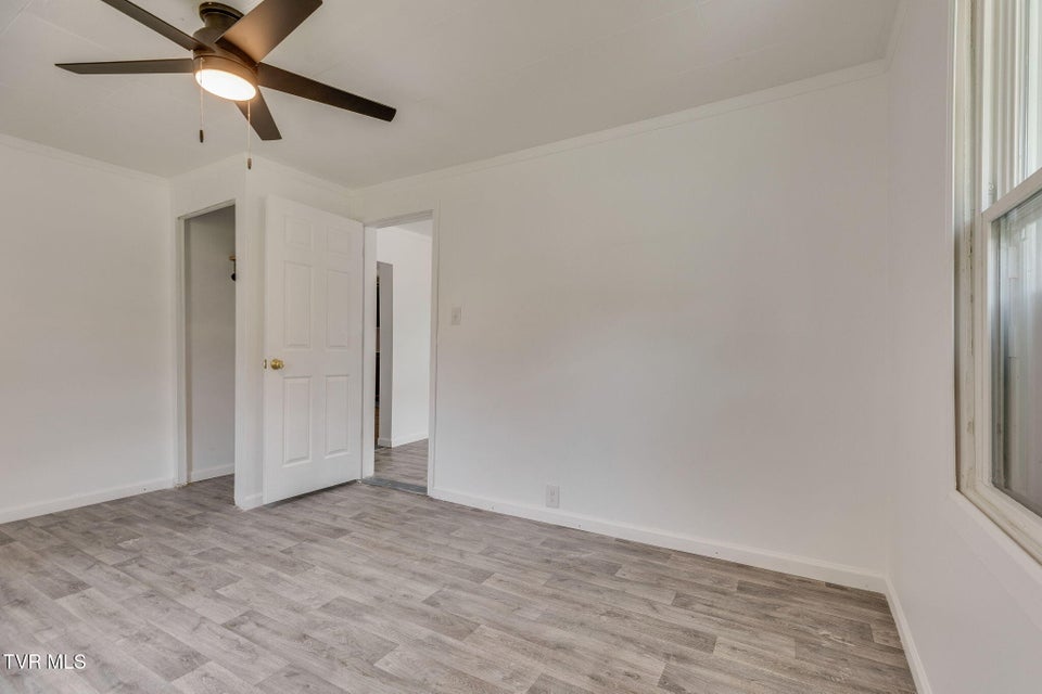 Photo #16: 1905 Anderson Street