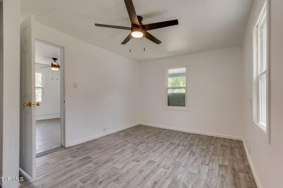 Photo #17: 1905 Anderson Street