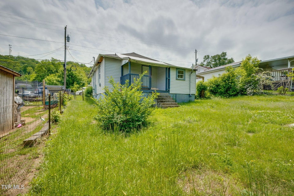 Photo #19: 1905 Anderson Street