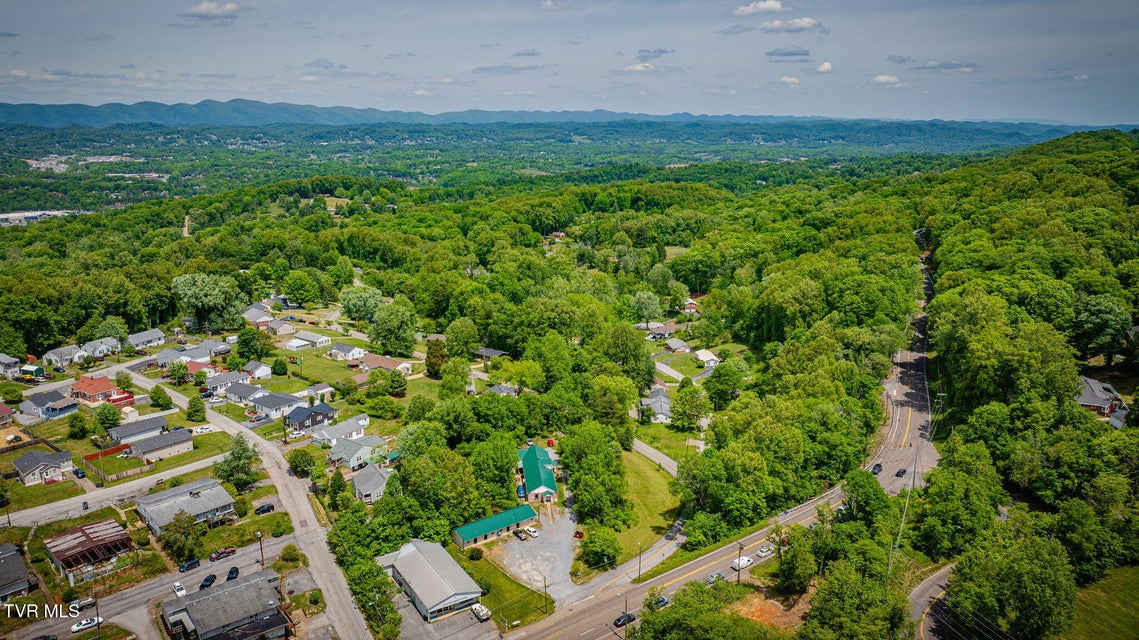 Photo #31: 4006 Memorial Boulevard