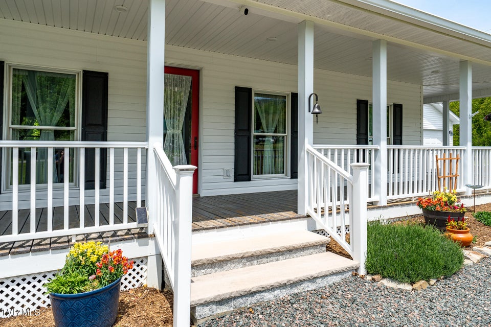 Photo #10: 533 Harmon Road