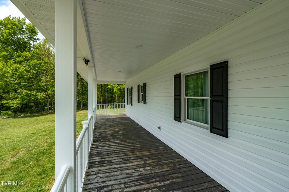 Photo #14: 533 Harmon Road