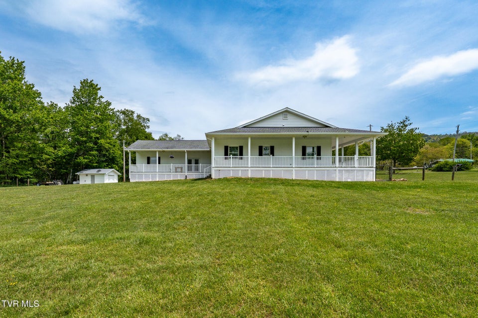 Photo #34: 533 Harmon Road
