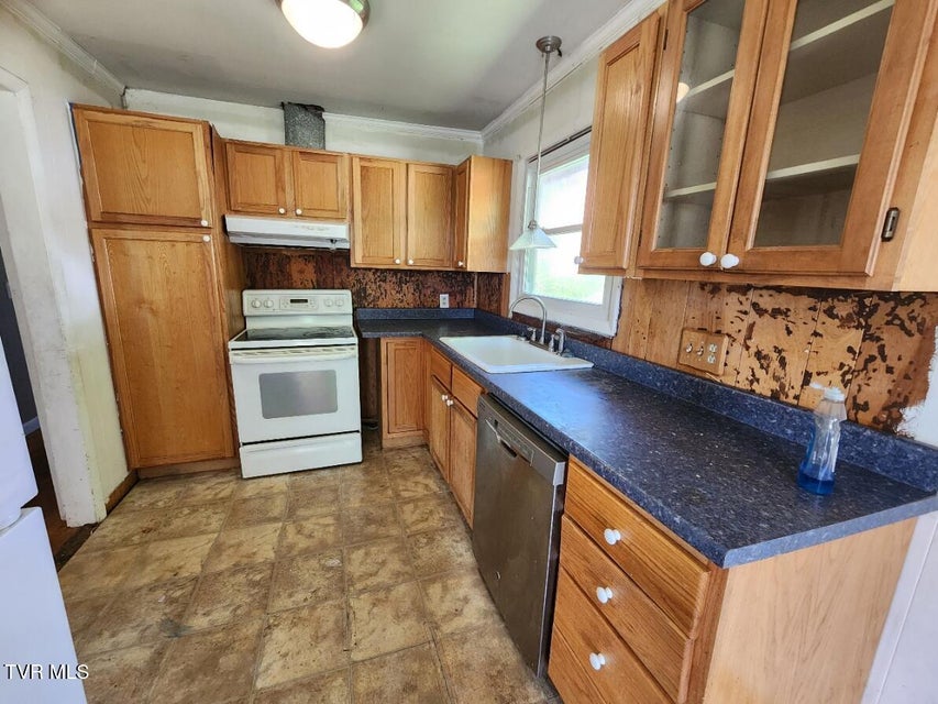 Photo #6: 546 Bays View Court