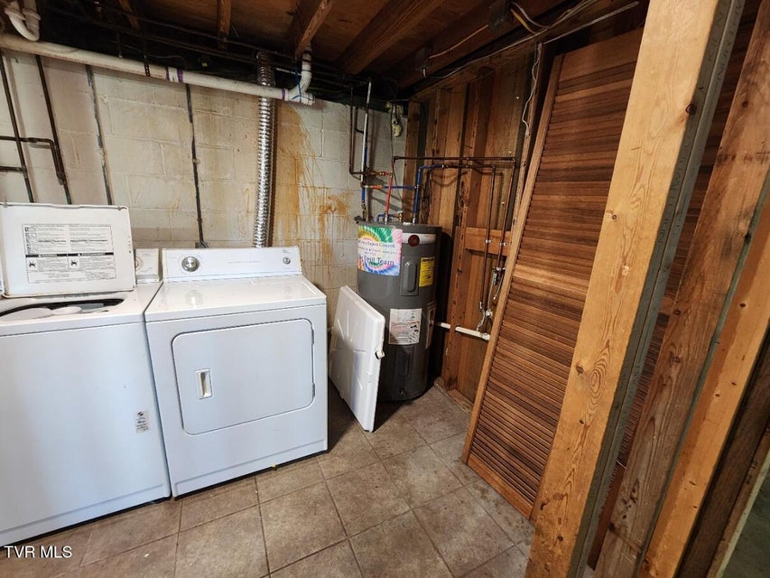 Photo #27: 546 Bays View Court