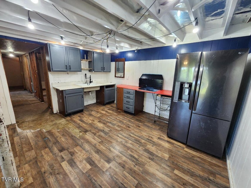 Photo #28: 546 Bays View Court