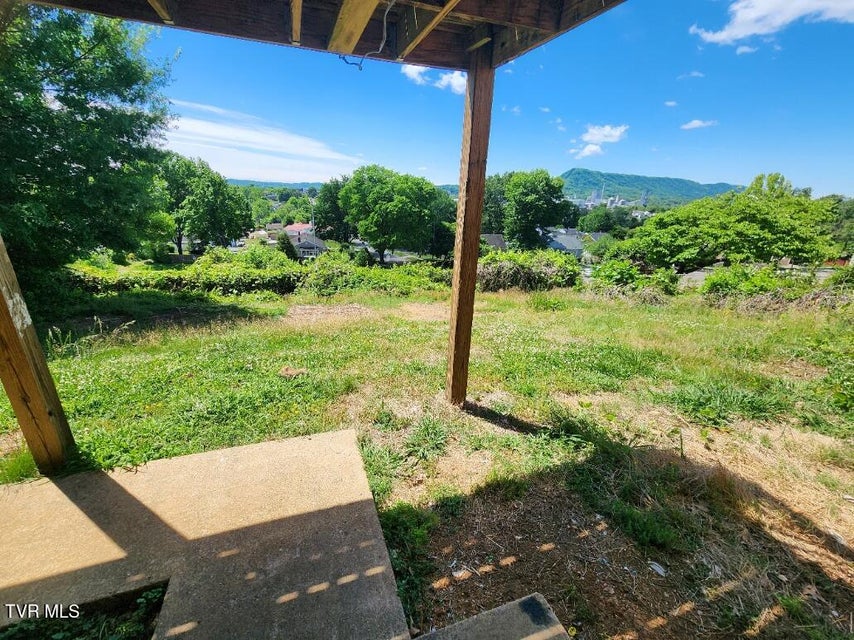 Photo #30: 546 Bays View Court
