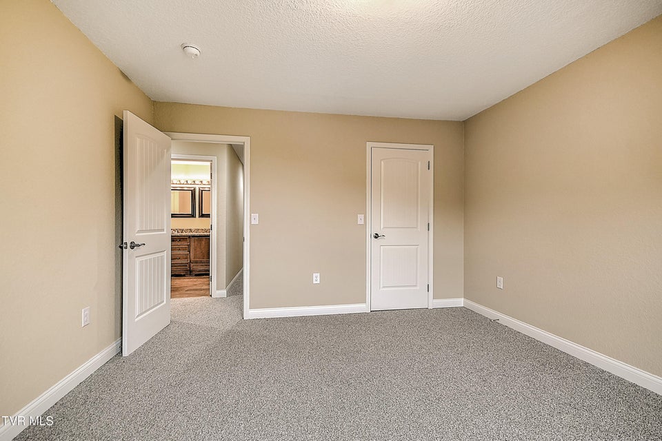 Photo #22: 101 Smartview Lane