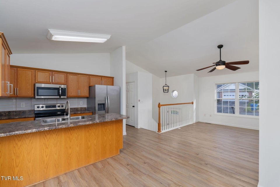 Photo #4: 26 Mountain Creek Court