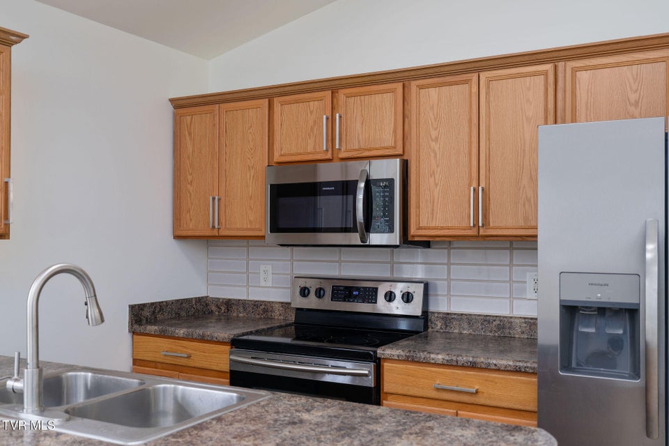 Photo #5: 26 Mountain Creek Court