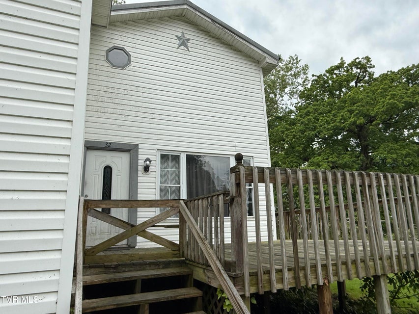 Photo #10: 323 Hamblen Street