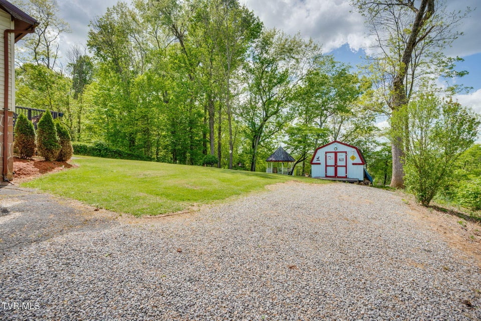 Photo #36: 258 Overhill Drive