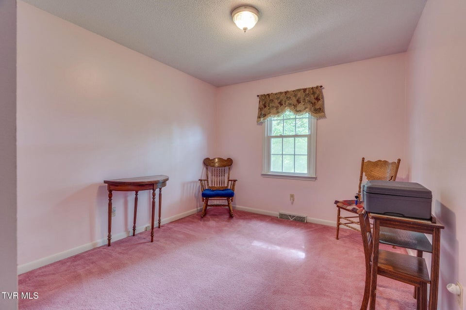 Photo #17: 258 Overhill Drive