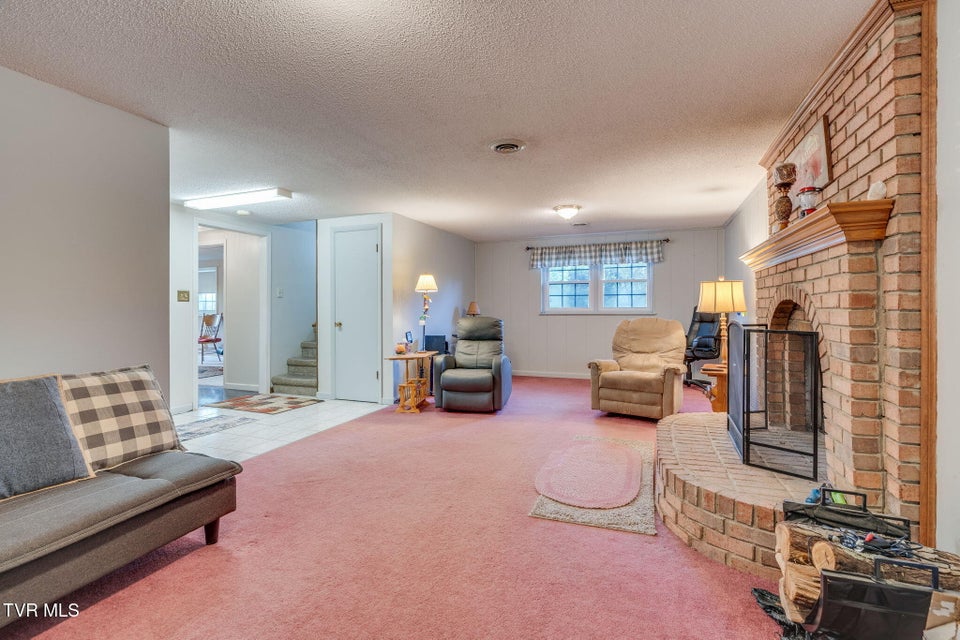 Photo #23: 258 Overhill Drive