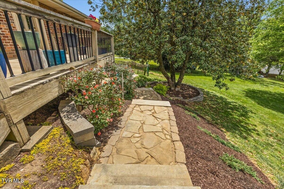 Photo #45: 1117 College Heights Drive