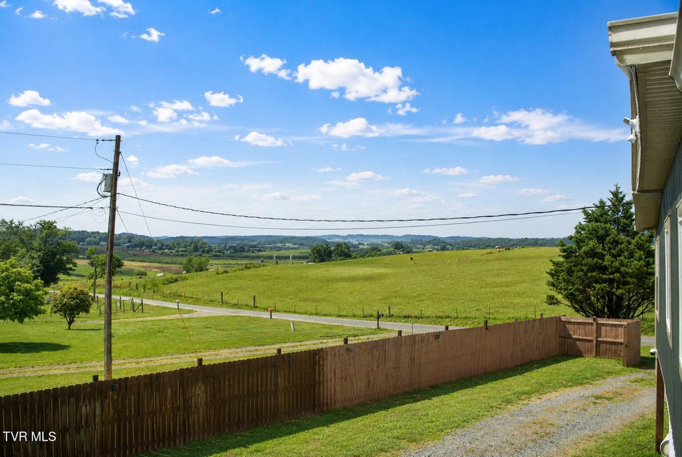 Photo #3: 225 Shaw Road