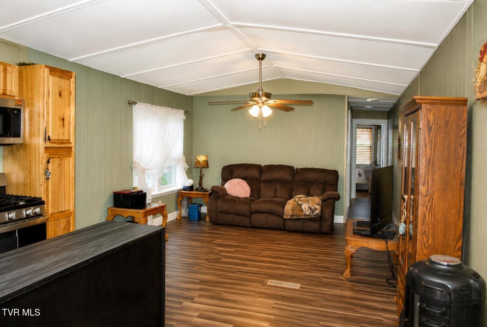 Photo #7: 225 Shaw Road