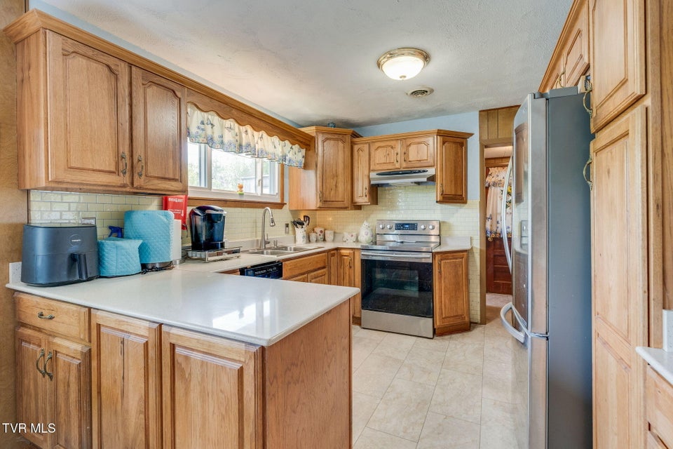 Photo #6: 397 Buncombe Road